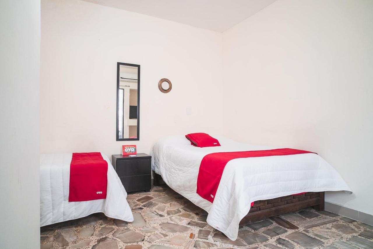 Oyo Hotel Home Express Tuxtla Gutierrez Exterior photo